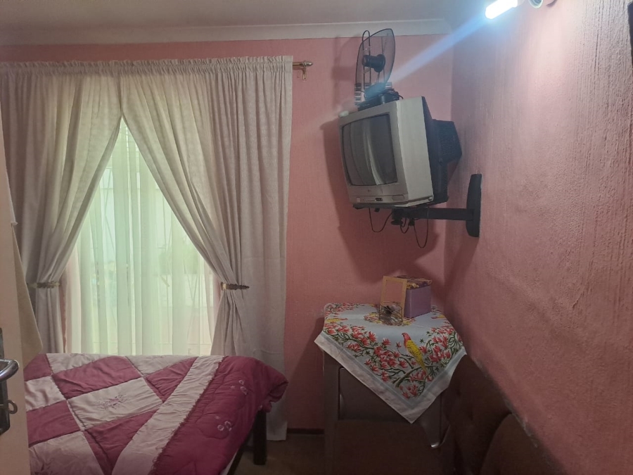 2 Bedroom Property for Sale in Portlands Western Cape